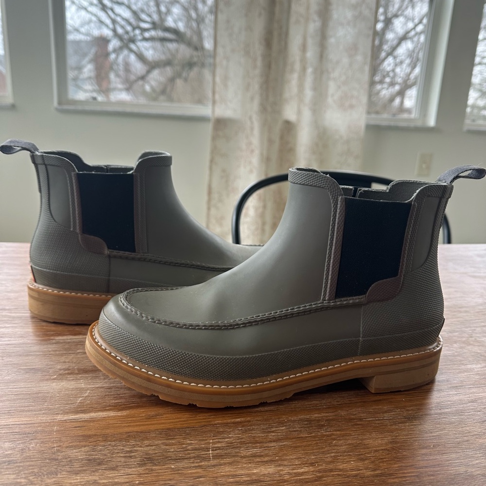 Men’s Hunter Original Moc Toe Waterproof Chelsea Boot size 10